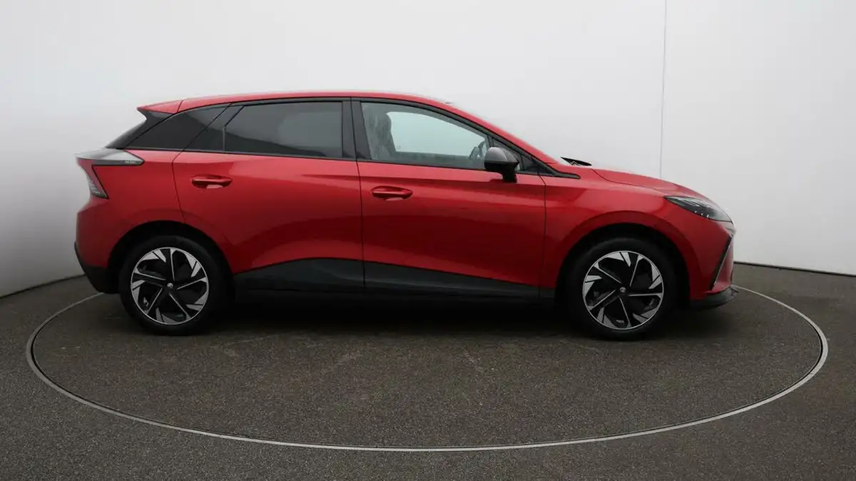2023-mg-mg4-e-trophy-ev-203ps-long-big-48