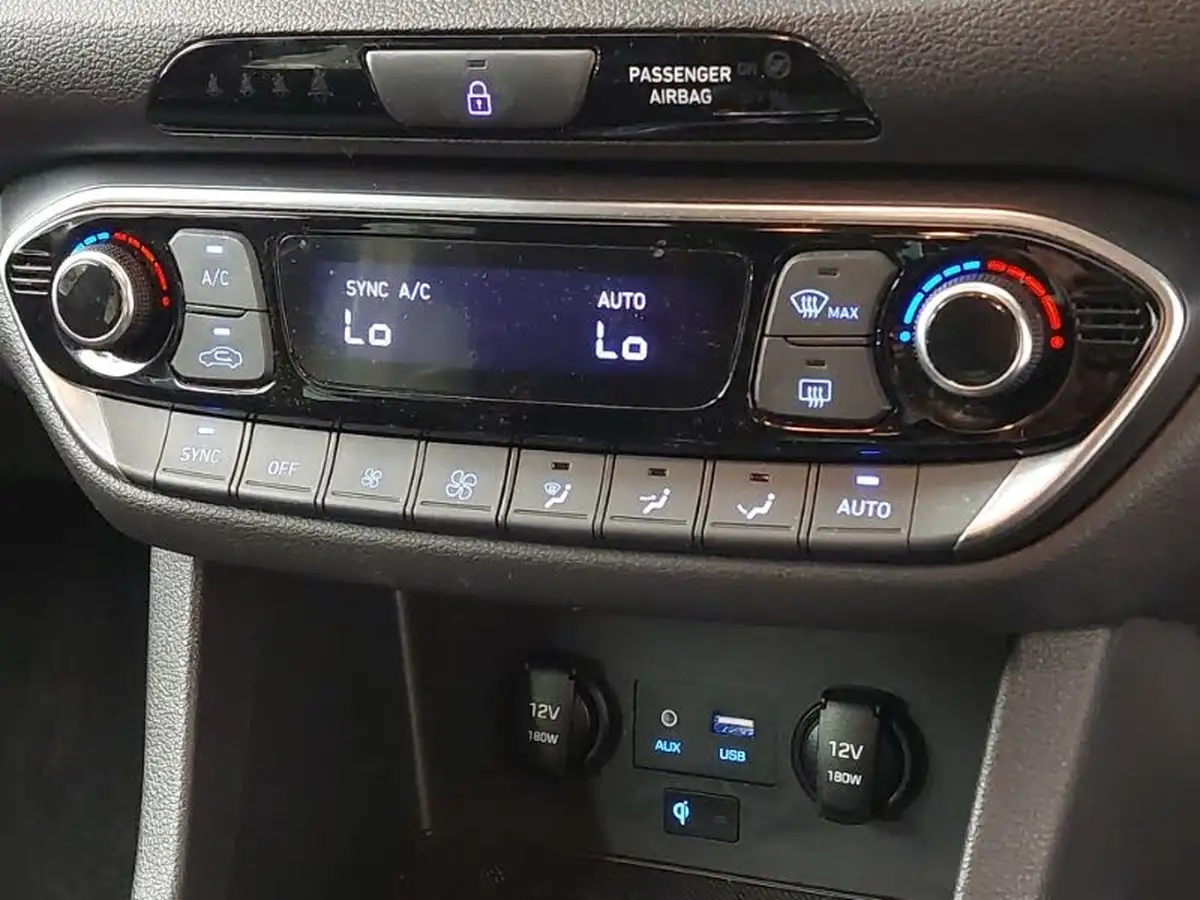 2019-hyundai-i30-n-20-t-gdi-n-performance-fastback-big-16