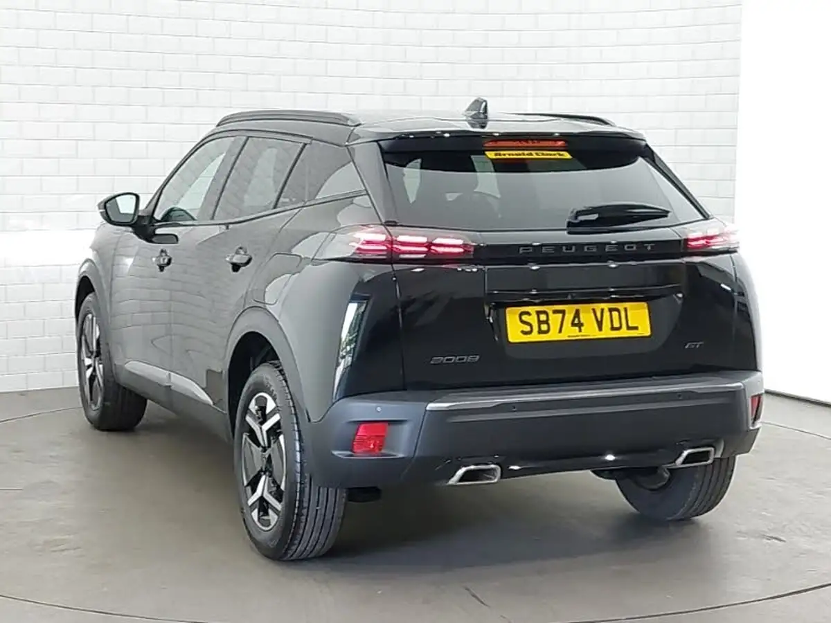 2025-peugeot-2008-suv-12-puretech-gt-130ps-eat8-big-1