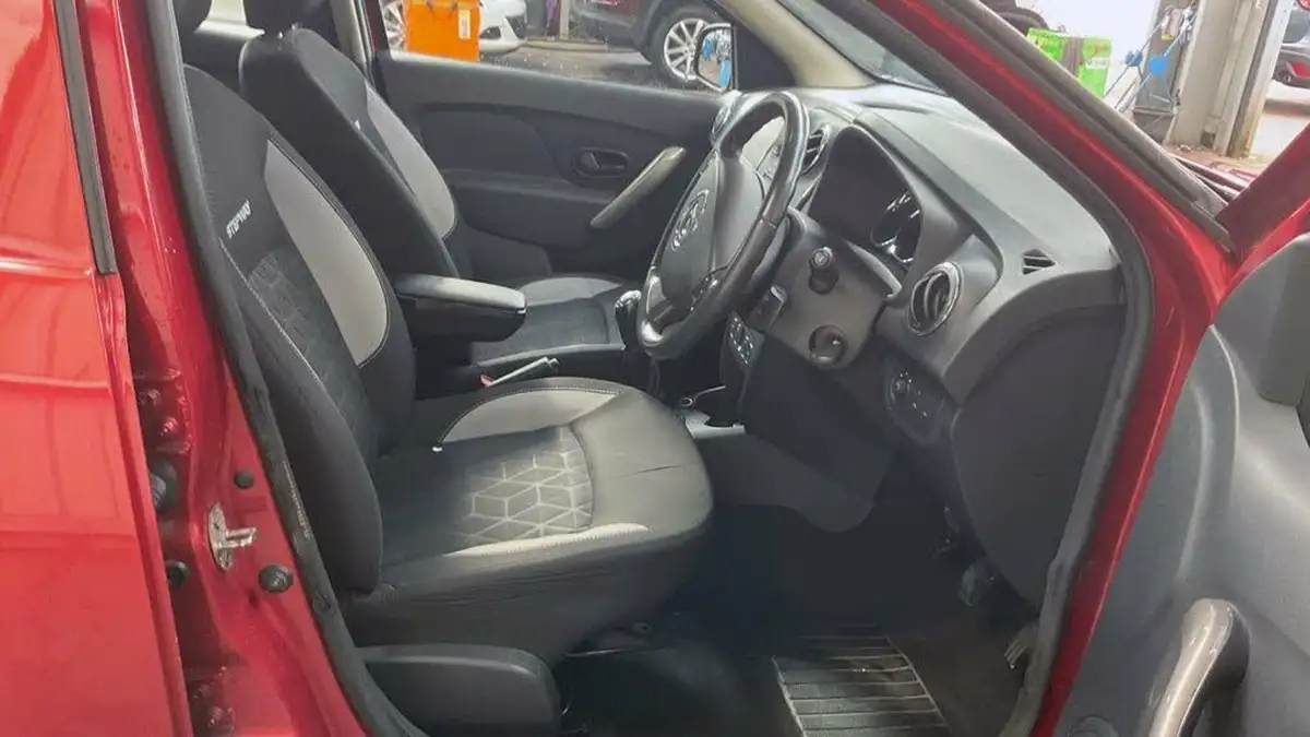 2016-dacia-sandero-stepway-09-tce-laureate-big-6