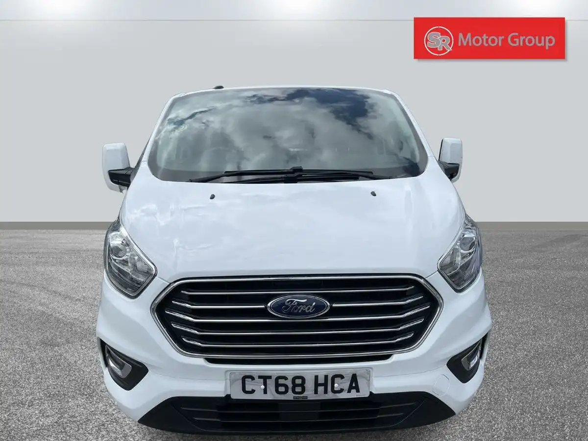 2018-ford-tourneo-custom-20tdci-320-l1-zetec-105ps-big-1