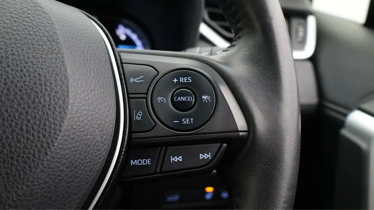 2020-toyota-rav4-25-vvt-i-excel-219bhp-big-25