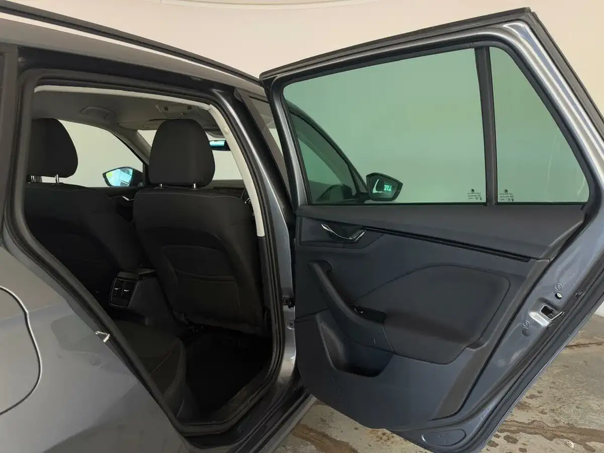 2023-skoda-kamiq-10-tsi-se-drive-110ps-big-20
