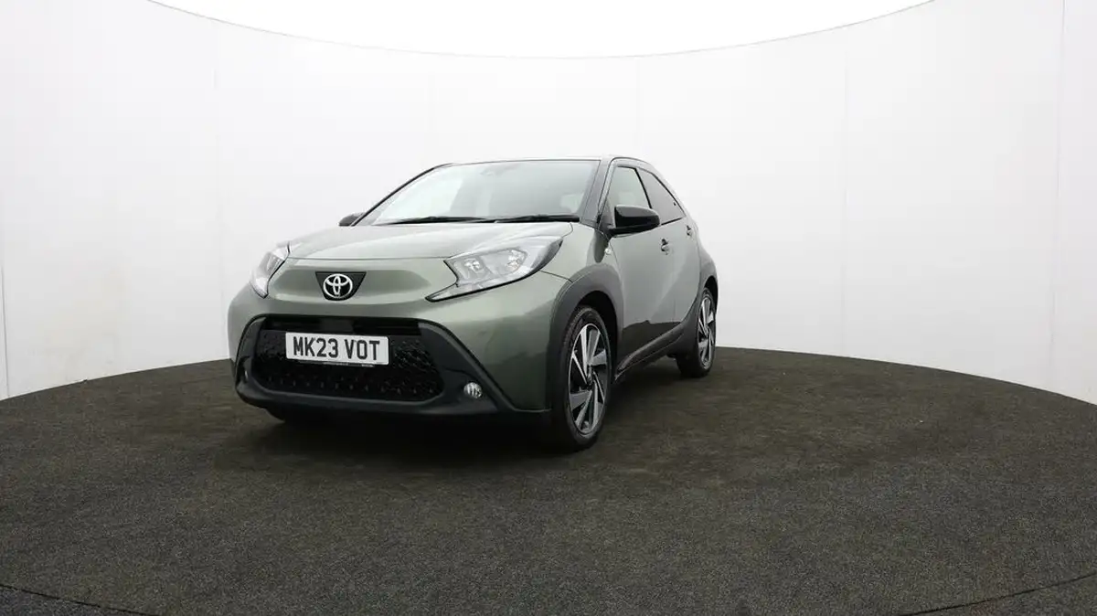 2023-toyota-aygo-x-10-vvt-i-edge-big-50