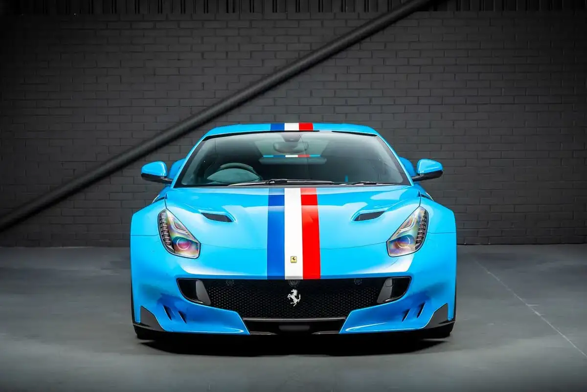 2017-ferrari-f12berlinetta-62-big-15