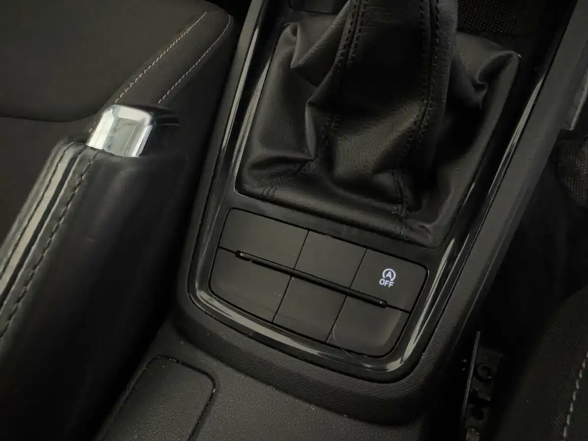 2023-skoda-kamiq-10-tsi-se-drive-110ps-big-48