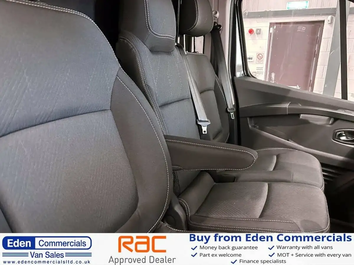 2023-renault-trafic-20dci-sl30-150-extra-eu6d-big-15