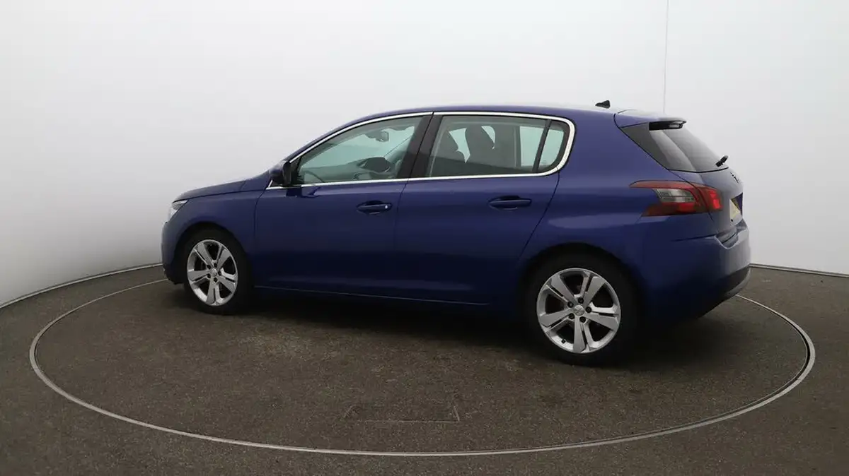 2018-peugeot-308-15-bluehdi-allure-15-bluehdi-big-48