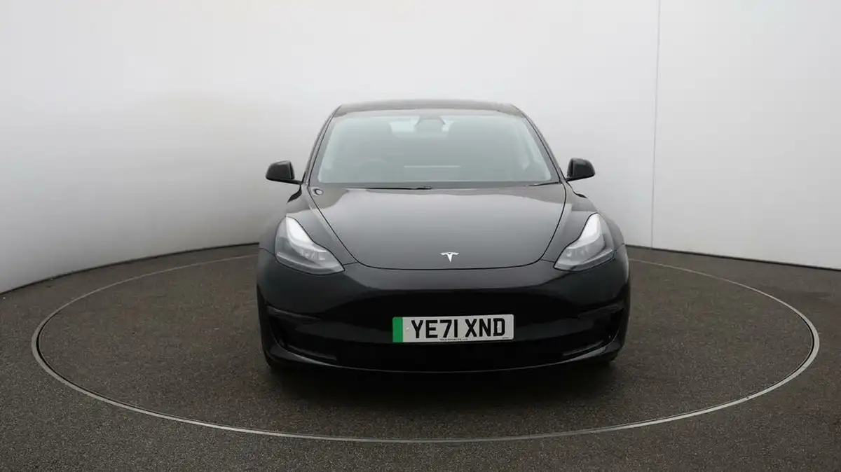 2021-tesla-model-3-e-long-range-awd-big-32