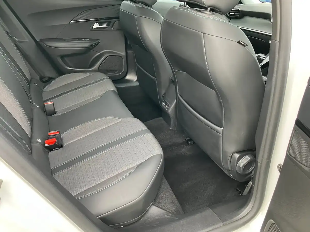 2021-peugeot-2008-suv-15-bluehdi-allure-big-9