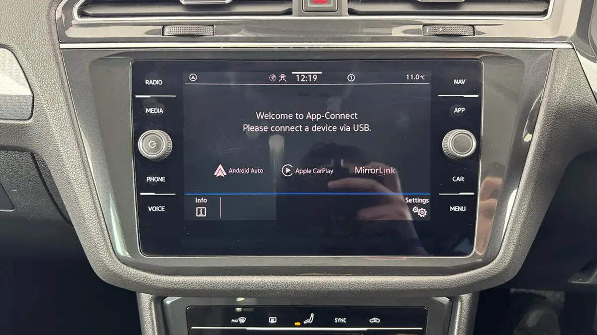 2021-volkswagen-tiguan-15-tsi-life-150ps-dsg-big-16