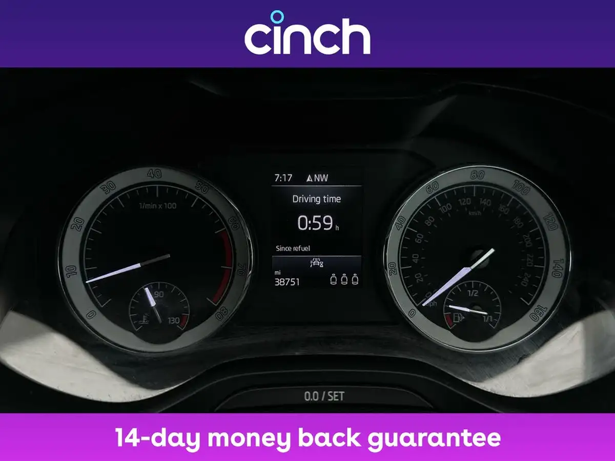 2019-skoda-karoq-15-tsi-se-l-big-17