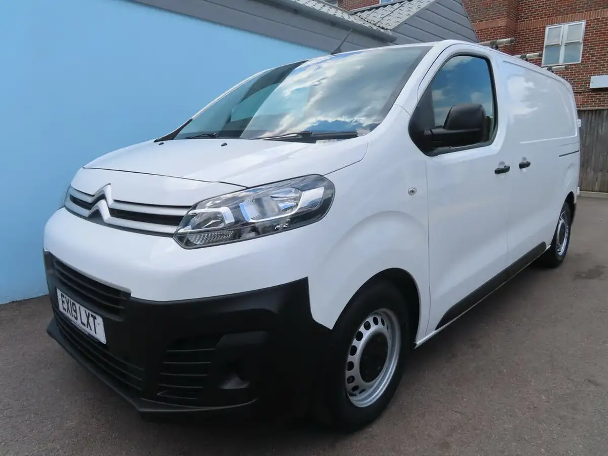 2019-citroen-dispatch-16bluehdi-x-m-1000-115pseu6-ss-big-5