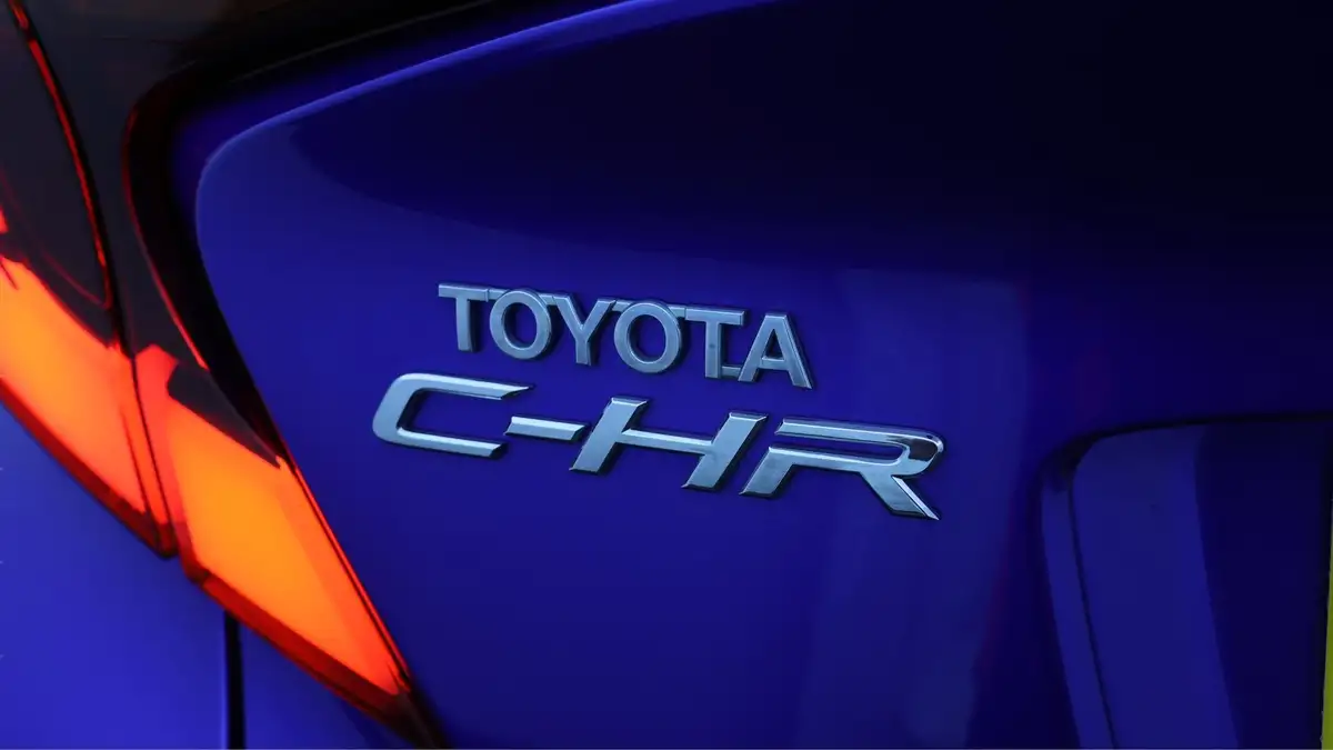 2021-toyota-c-hr-18-vvt-i-dynamic-big-19