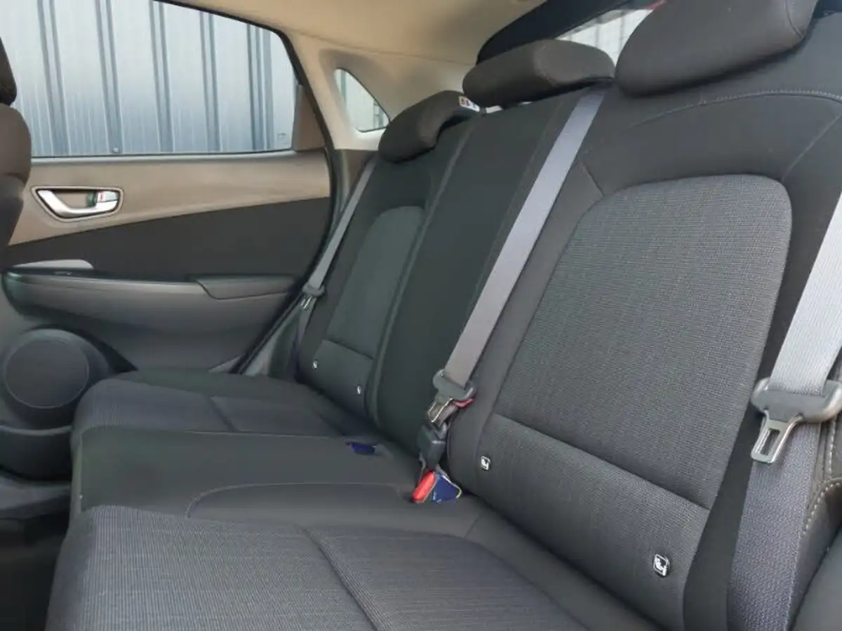 2022-hyundai-kona-16-gdi-premium-big-5
