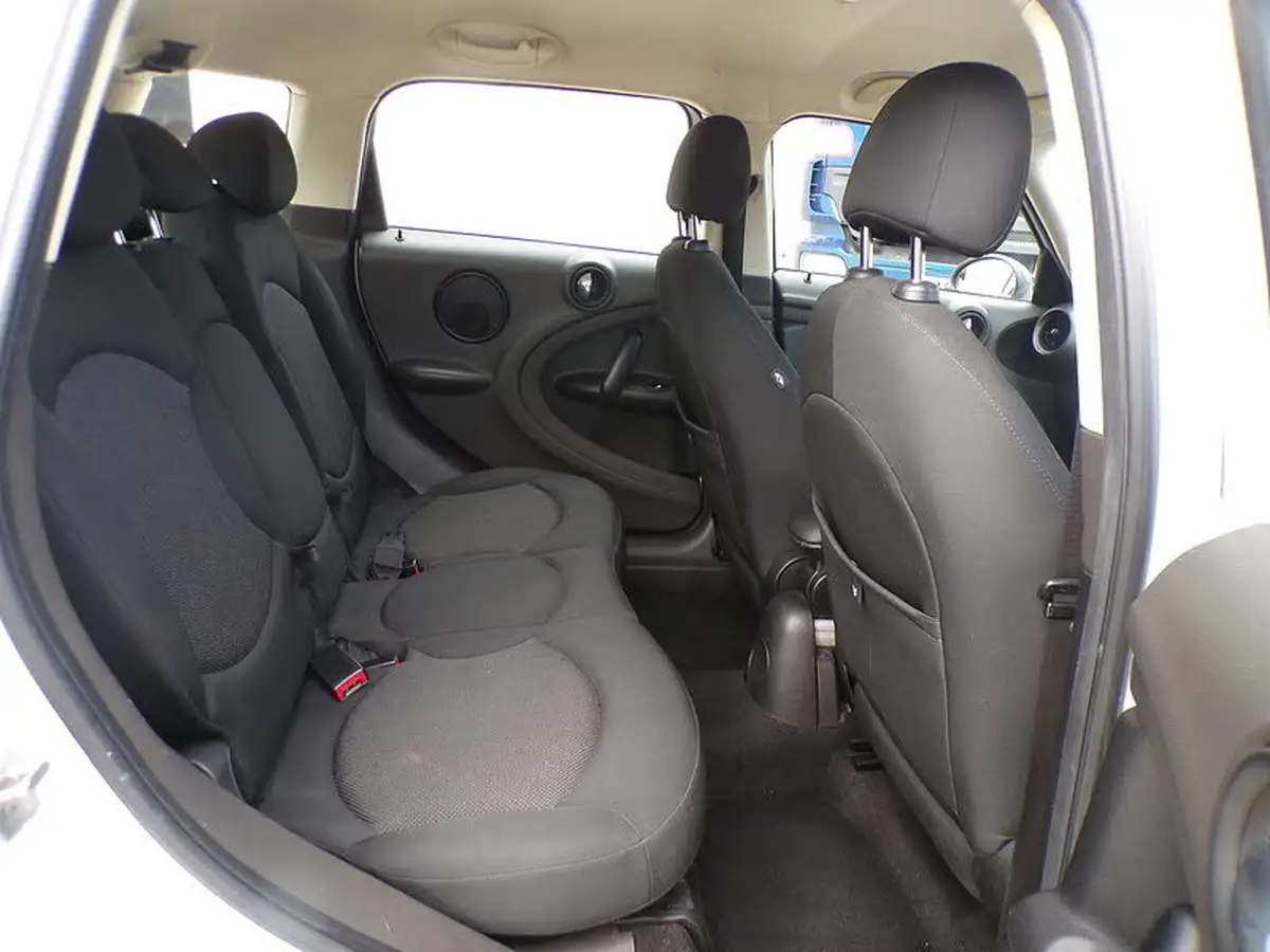 2011-mini-countryman-16td-cooper-d-112bhp-1598cc-big-18