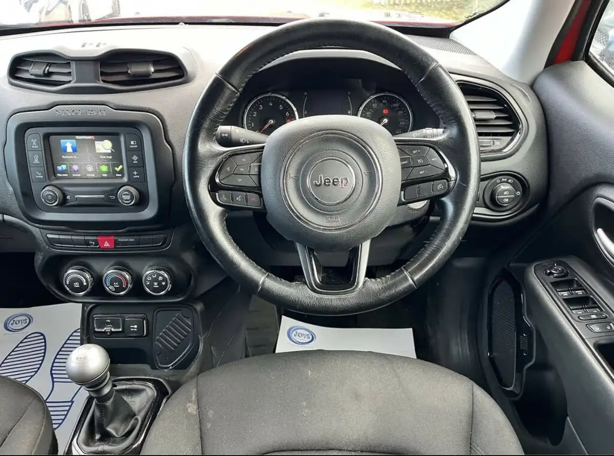 2015-jeep-renegade-16-multijet-ii-longitude-ss-big-4