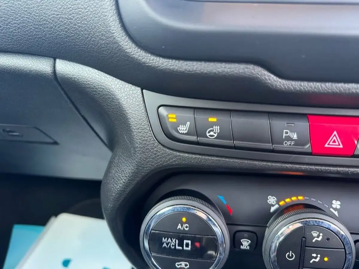 2016-jeep-renegade-16-multijet-ii-limited-ss-big-22