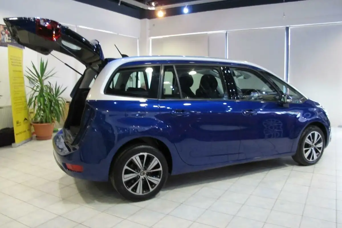2018-citroen-grand-c4-picasso-16bluehdi-feel-big-53