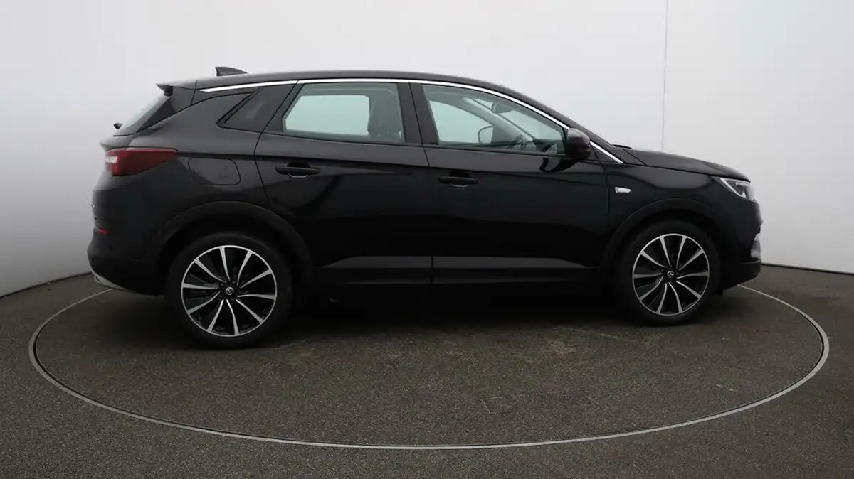 2021-vauxhall-grandland-x-15td-elite-nav-big-44