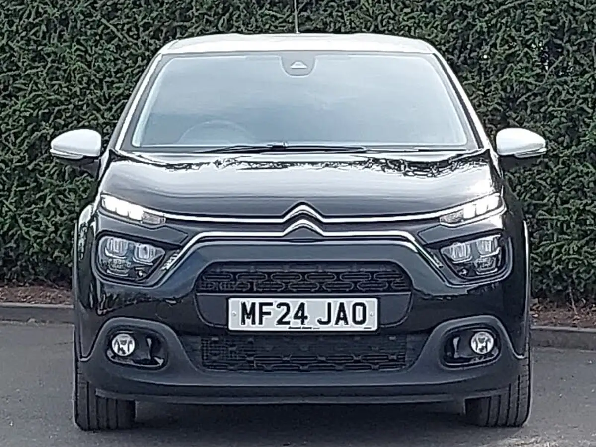 2024-citroen-c3-12-puretech-plus-110ps-eat6-big-18
