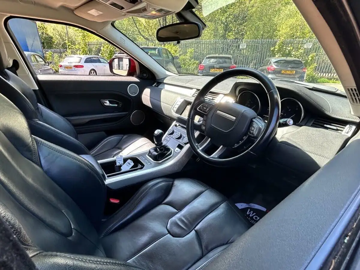 2012-land-rover-range-rover-evoque-22td-pure-190bhp-4x4-hatchback-5d-big-14