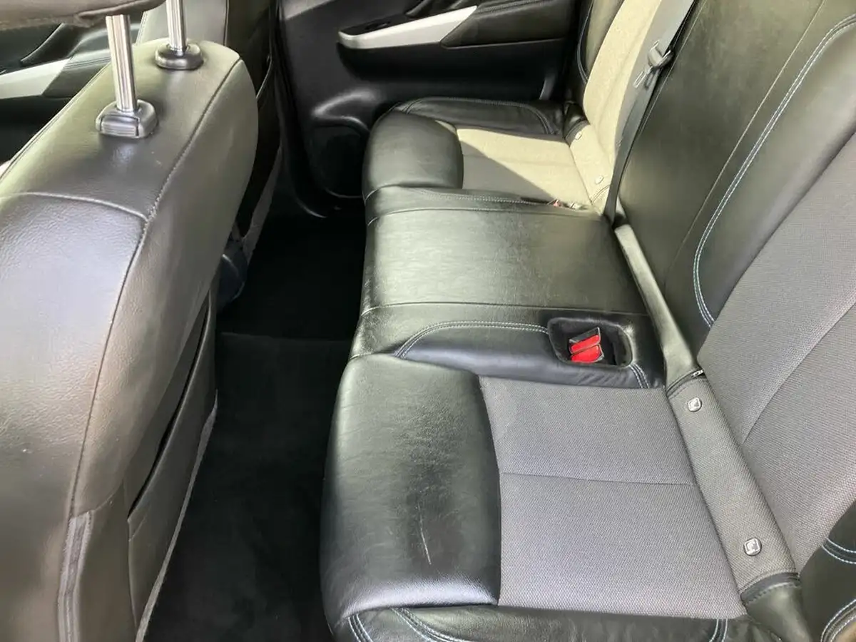 2021-nissan-navara-23dci-tt-n-guard-8-navileathersunroof-auto-big-18