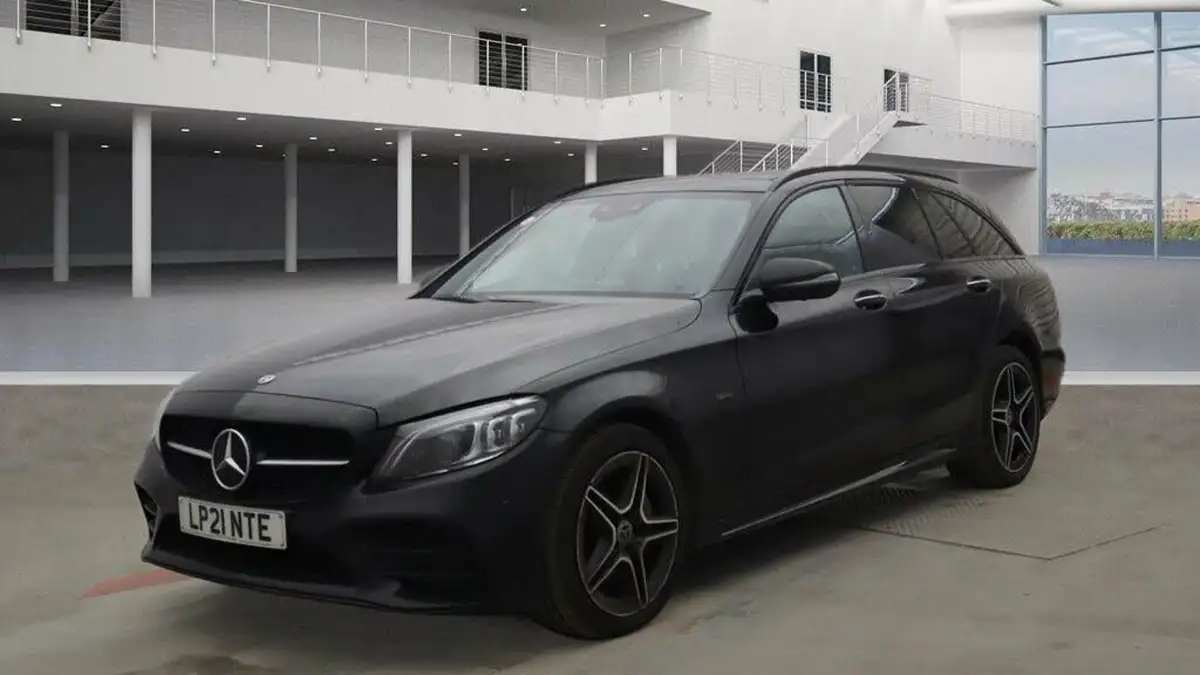 2021-mercedes-benz-c-class-20d-c300de-amg-line-night-edition-premium-plus-estate-5d-big-2