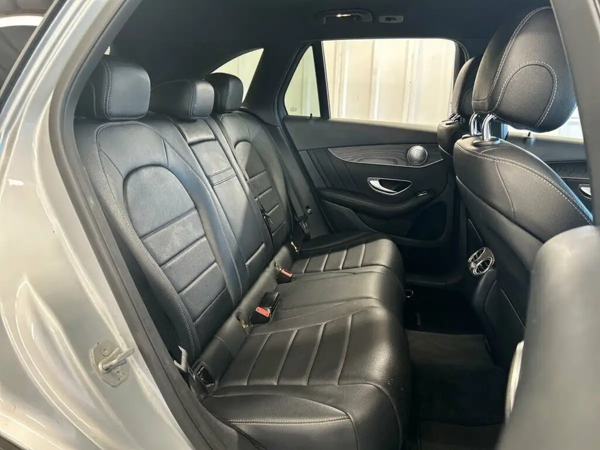 2015-mercedes-benz-glc-class-21d-glc250d-amg-line-ss-big-38