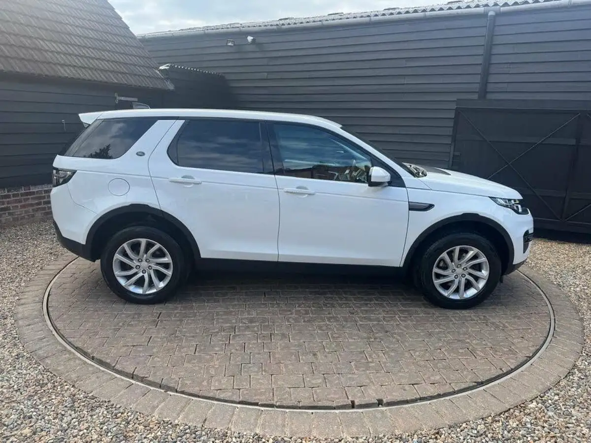 2017-land-rover-discovery-sport-20td4-se-tech-182ps-suv-auto-big-4