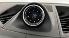 2019-porsche-macan-20-small-36