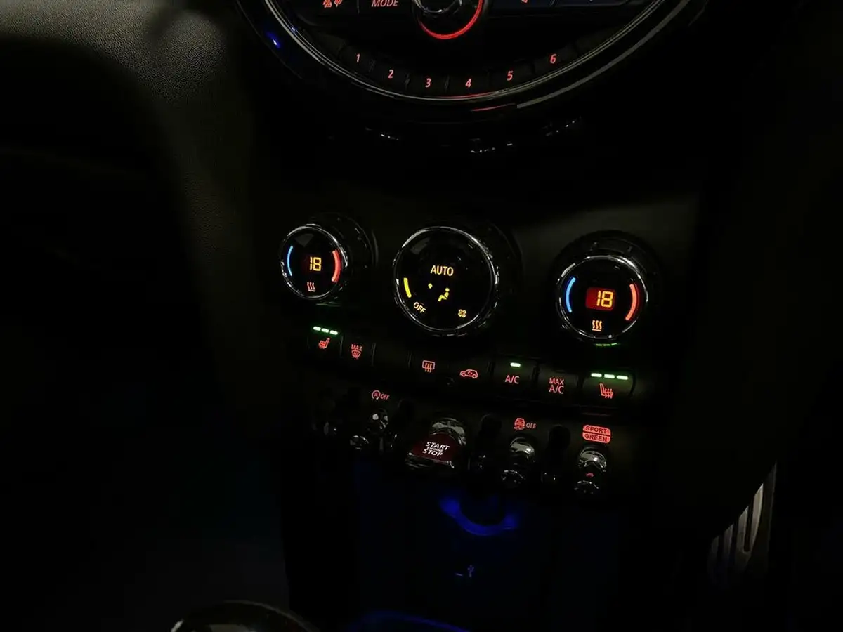 2020-mini-cooper-20-john-cooper-works-comfortnav-hatchback-3d-auto-big-19