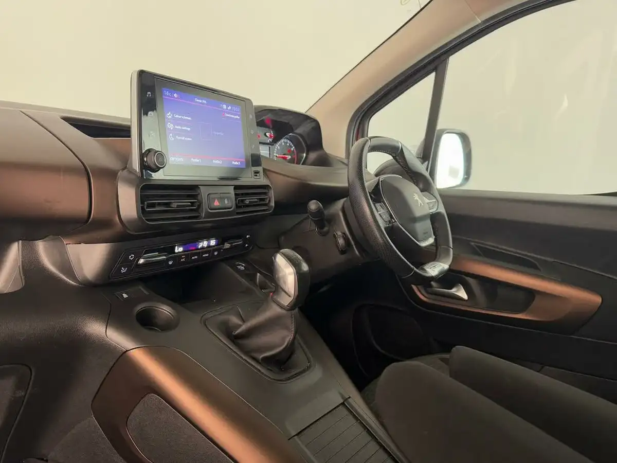 2019-peugeot-rifter-15-bluehdi-gt-line-100bhp-standard-big-7