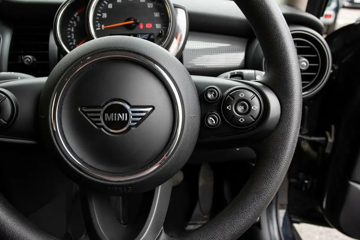 2020-mini-countryman-15-cooper-classic-auto-big-19