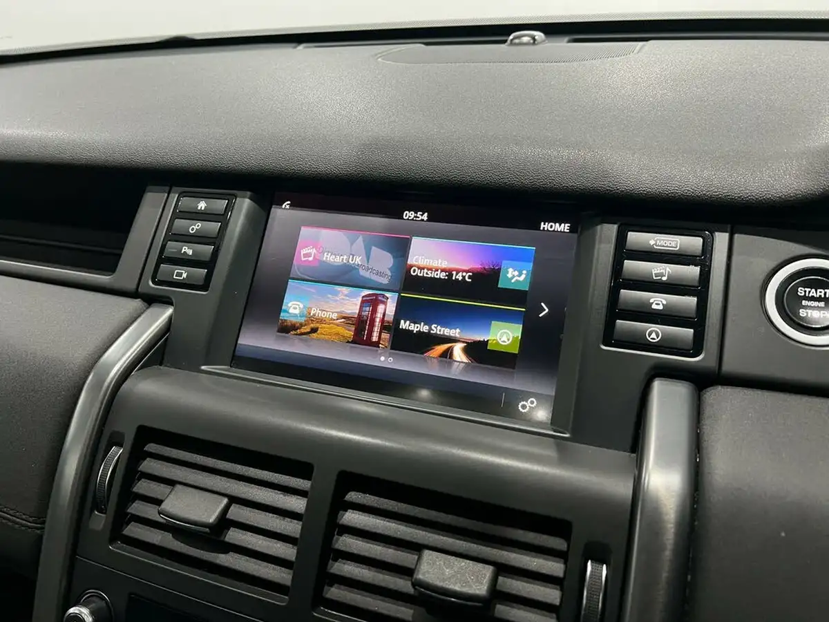 2019-land-rover-discovery-sport-20td4-landmark-big-36