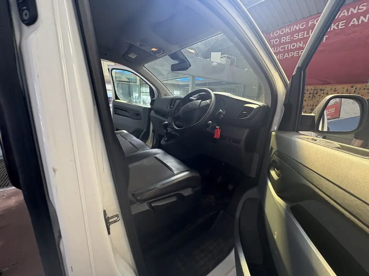 2019-citroen-dispatch-20bluehdi-enterprise-m-1400-120pseu6d-ss-panel-big-3