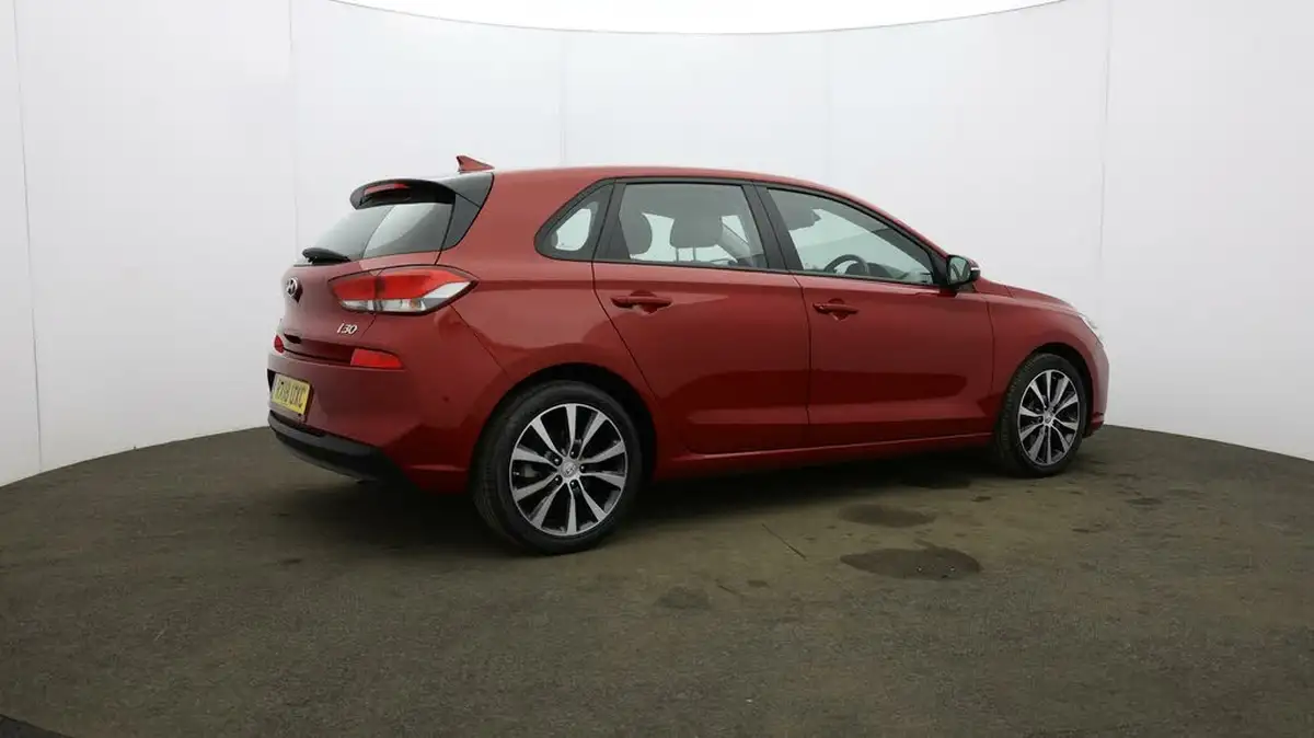 2018-hyundai-i30-14-t-gdi-se-nav-blue-drive-isg-hatchback-dct-big-56