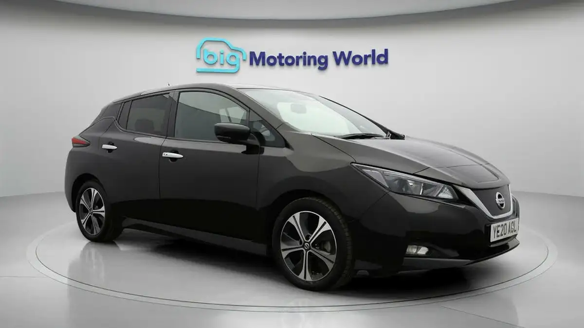 2020-nissan-leaf-e-n-connecta-big-0