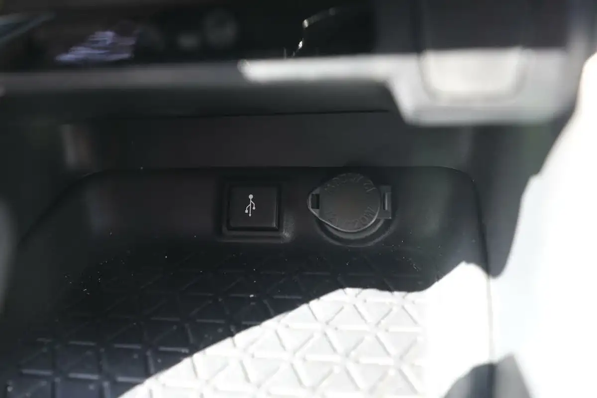 2021-toyota-rav4-25-vvt-i-design-219bhp-big-18