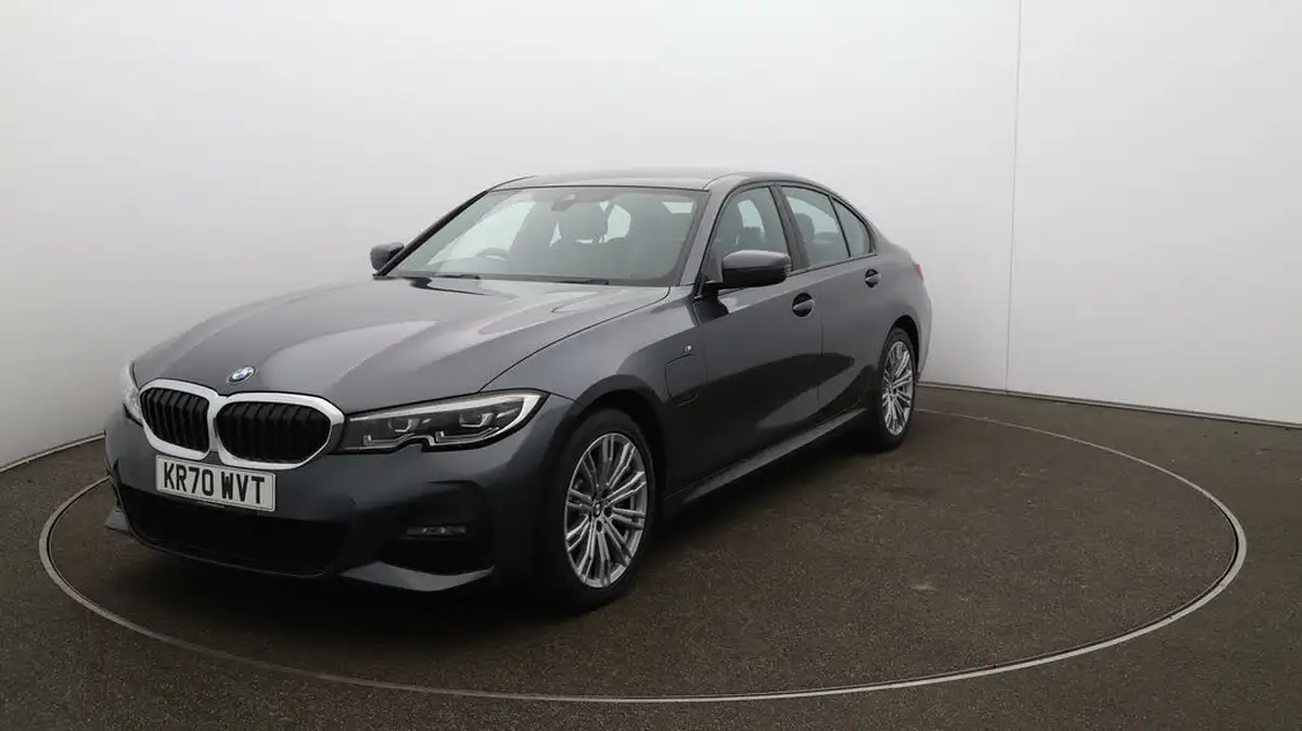 2020-bmw-3-series-20-330e-m-sport-saloon-4d-big-36