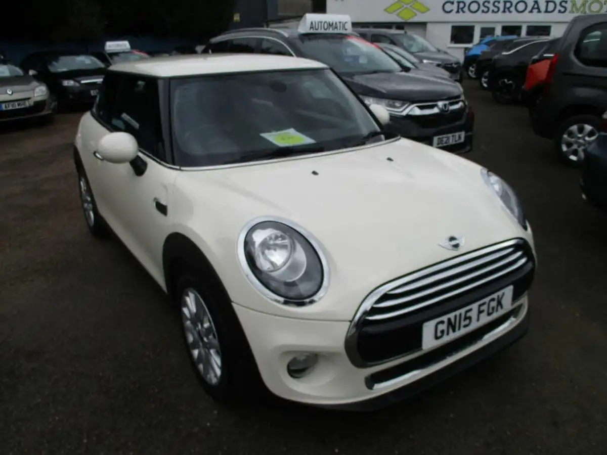 2015-mini-cooper-15td-cooper-d-114bhp-3d-big-0