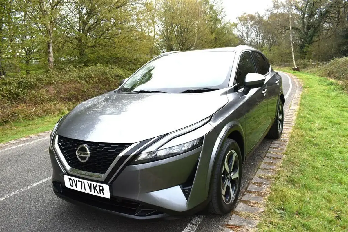 2021-nissan-qashqai-13-dig-t-n-connecta-140ps-big-2