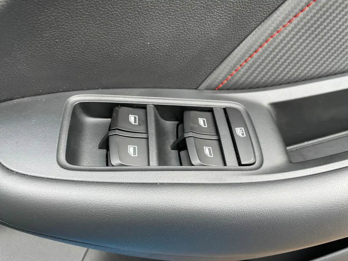 2023-mg-zs-suv-10t-gdi-exclusive-big-19