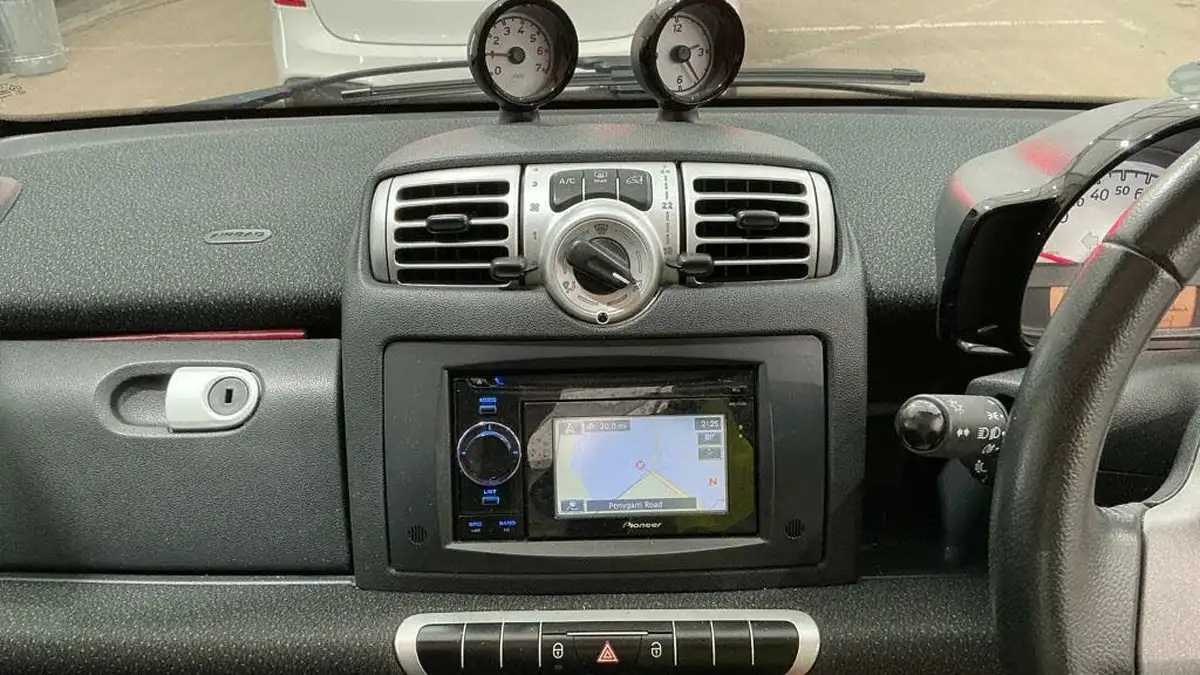 2009-smart-fortwo-10-passion-71bhp-coupe-big-16