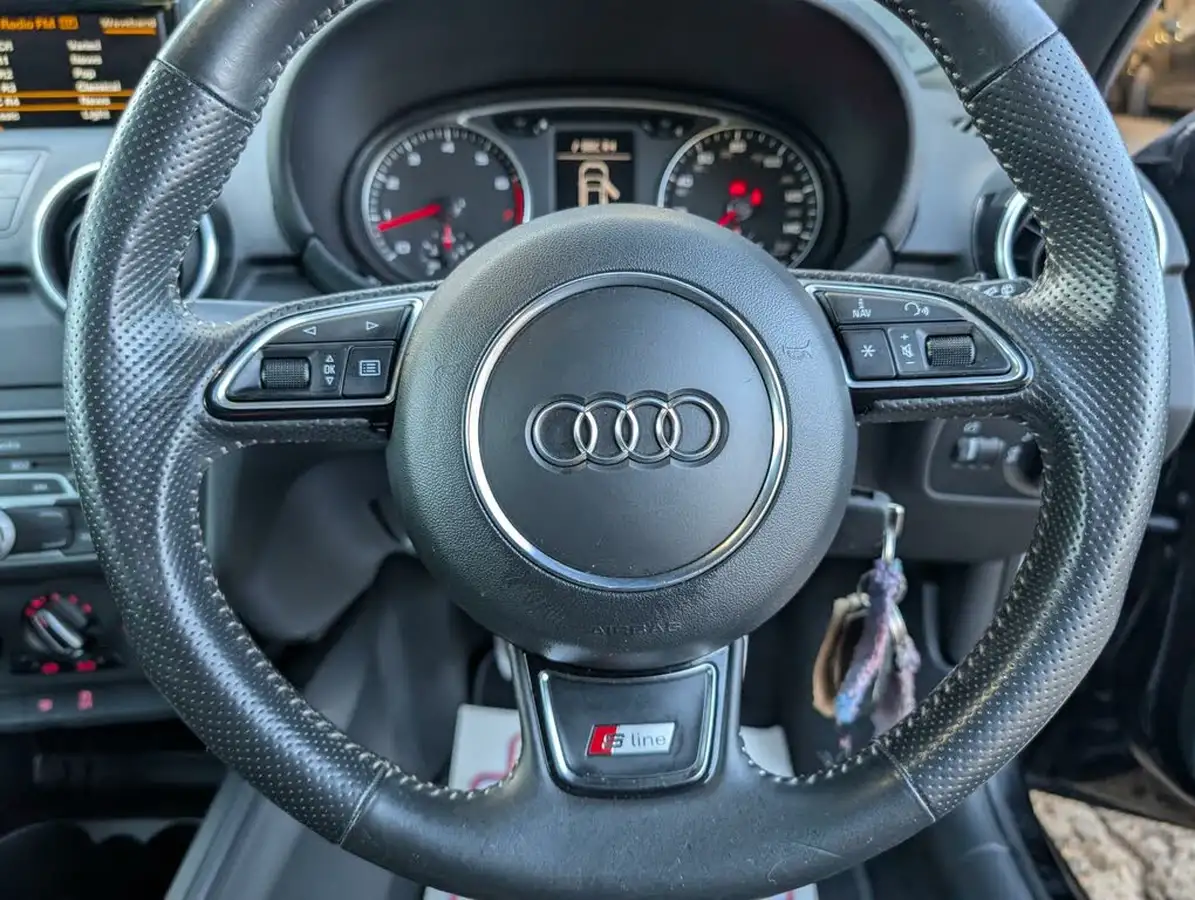 2015-audi-a1-14-s-line-125ps-ss-hatchback-3d-1395cc-big-22