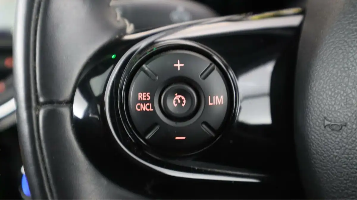 2020-mini-cooper-e-cooper-s-3-big-23