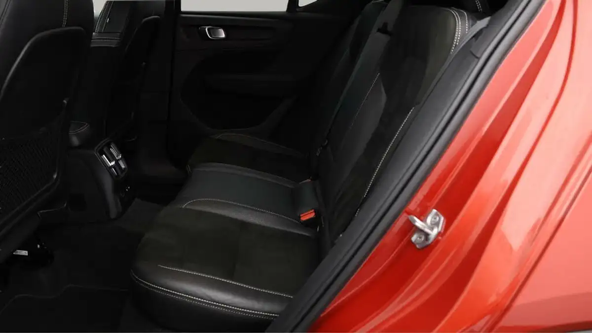 2020-volvo-xc40-15-t5-r-design-plug-in-hybrid-big-15