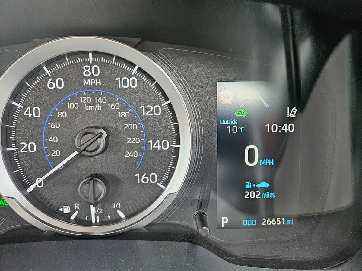2020-toyota-corolla-18-vvt-i-icon-spare-wheel-hatchback-5d-big-9