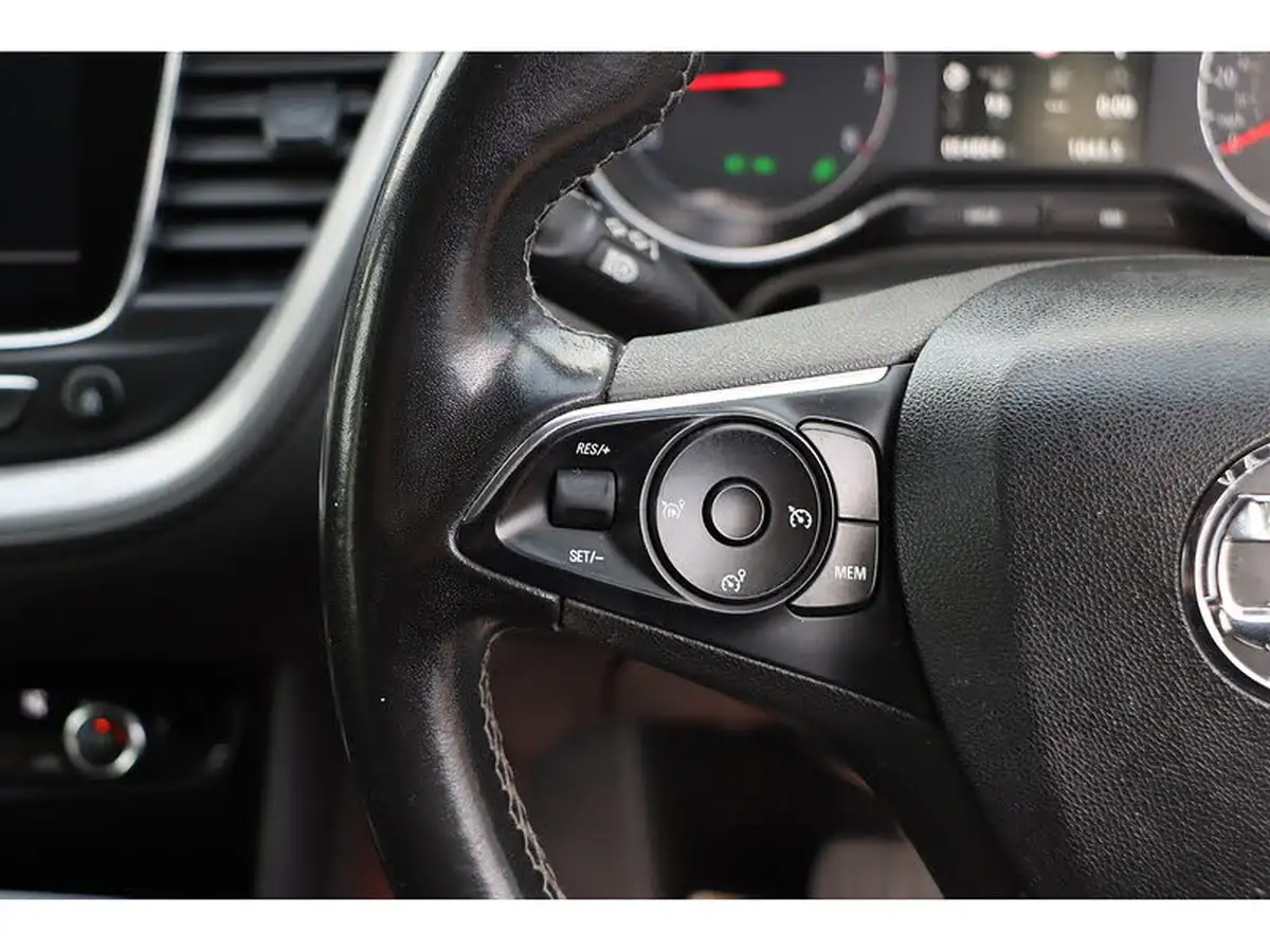 2020-vauxhall-grandland-x-12-sri-nav-auto-big-41