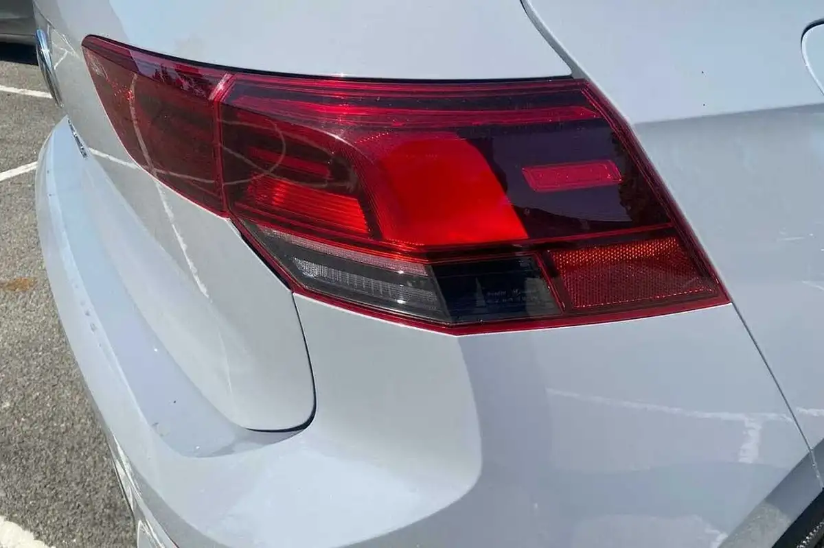 2023-volkswagen-golf-15-tsi-style-edition-130ps-big-18